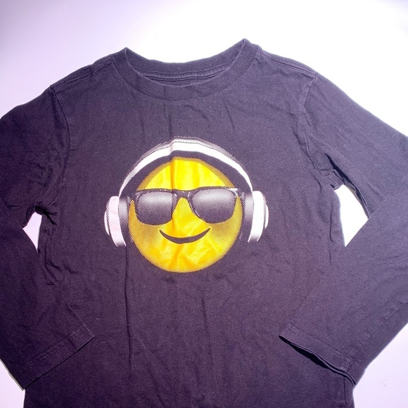 Children’s Place | Long Sleeve cool Emoji Tee Boy - Picture 7 of 10
